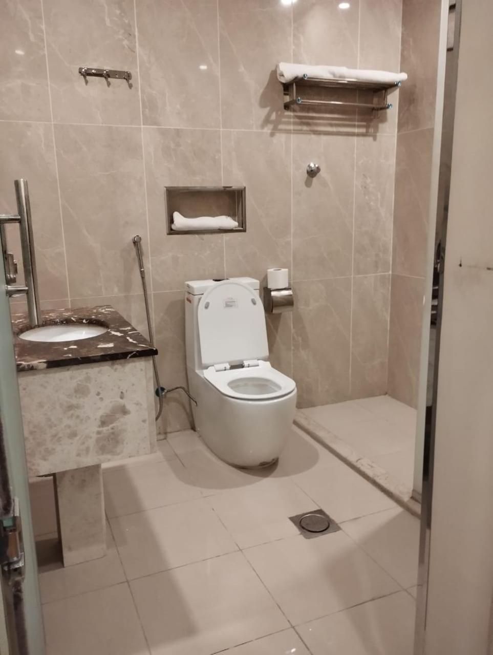 Olive Tree Hotel Tabuk Ngoại thất bức ảnh